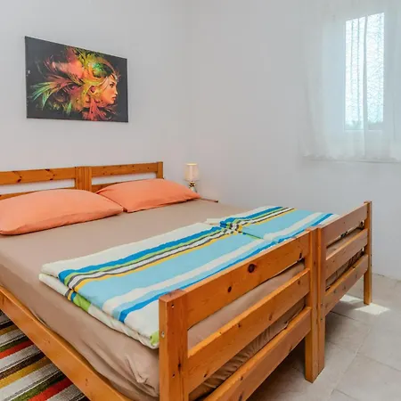 2 Bedroom In *